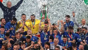 อิตาลี แชมป์ยุโรปล่าสุด รอบแรกเอาชนะ 3 เกมรวด ในรอบ 16 ปี
